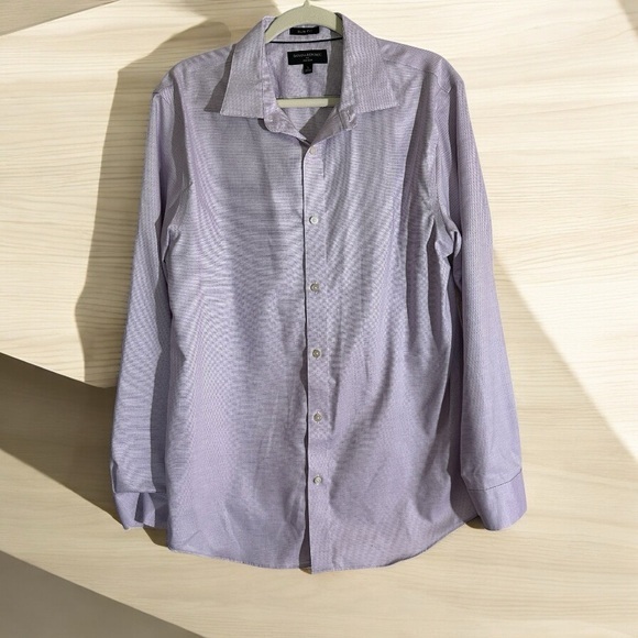 Banana Republic Other - Banana Republic Men's Dress Shirt Non-Iron Burgundy Mini Checked Button Down‎ L